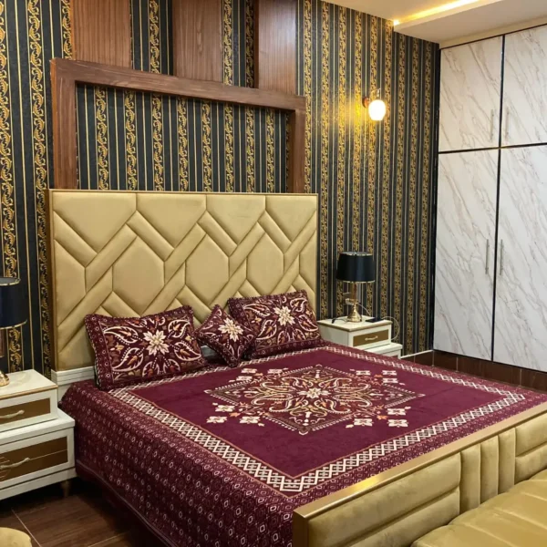 4 piece Velvet Bedsheet 4