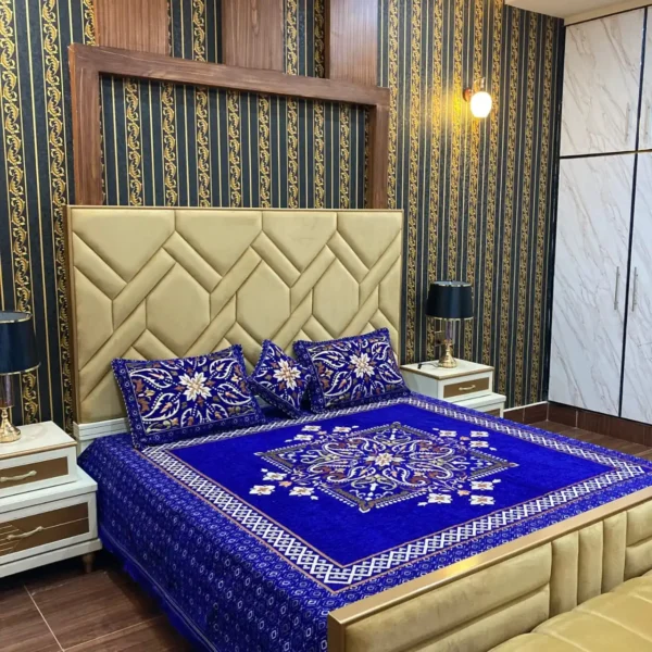 4 piece Velvet Bedsheet 3